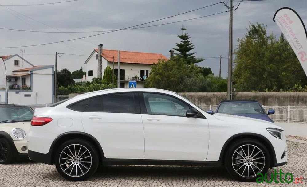 2018' Mercedes-Benz Classe Glc photo #5