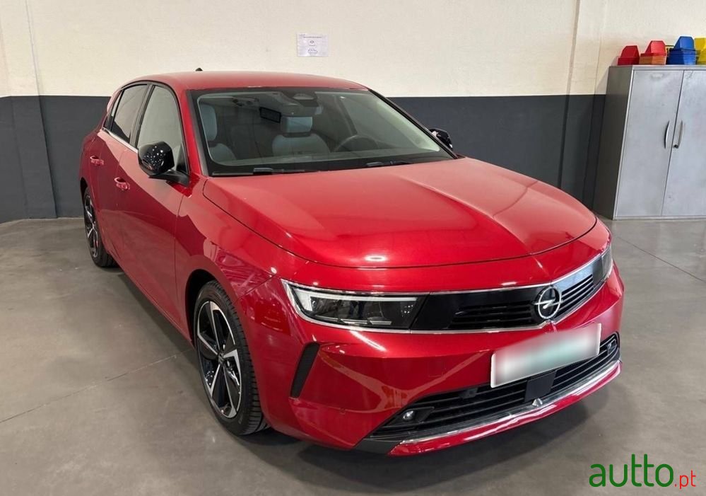 2022' Opel Astra 1.2 T Elegance photo #3