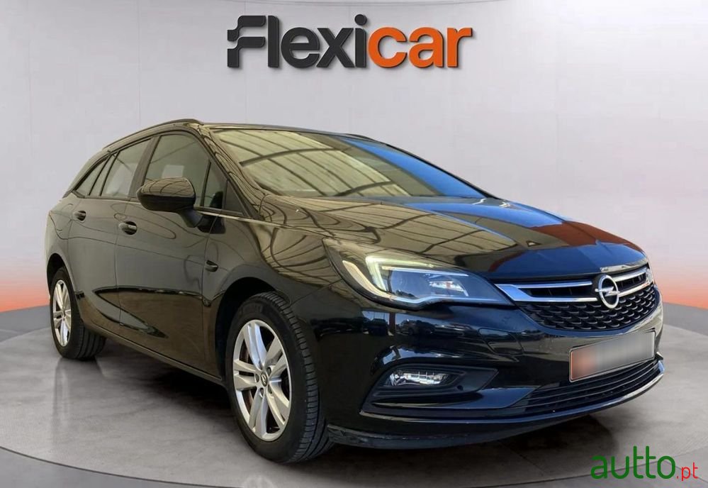 2017' Opel Astra Sports Tourer photo #1