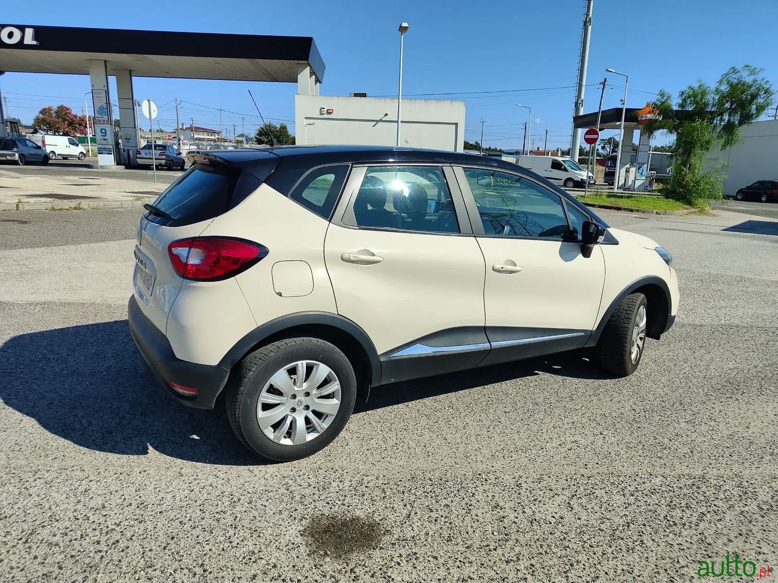 2016' Renault Captur photo #3