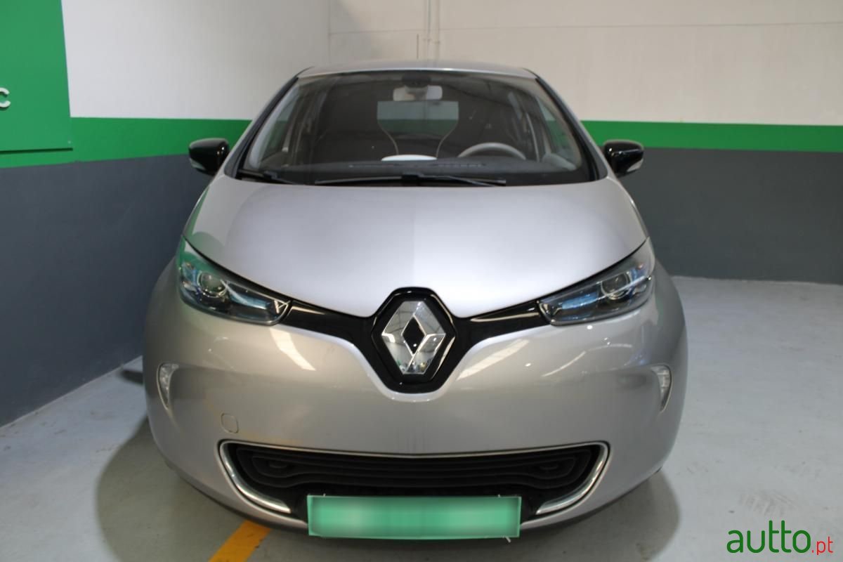2015' Renault Zoe photo #2
