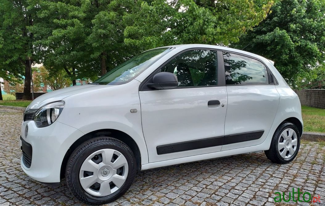 2015' Renault Twingo photo #5