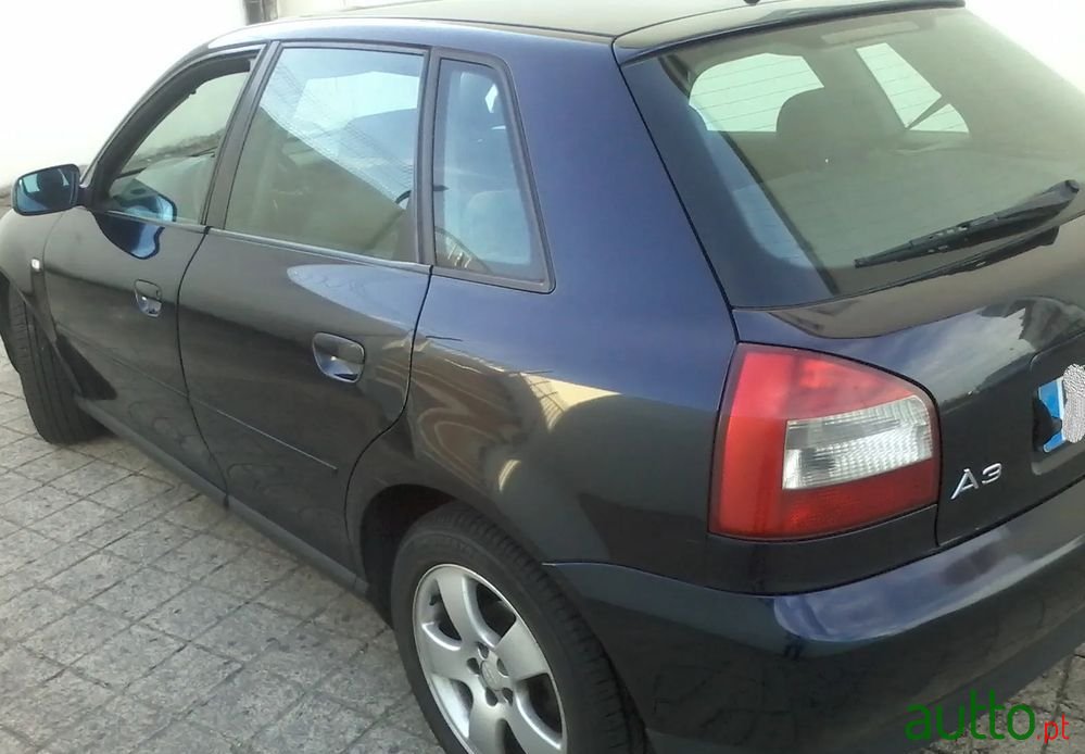 2001' Audi A3 photo #2