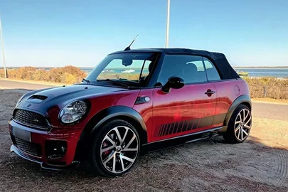 2010' MINI John Cooper Works