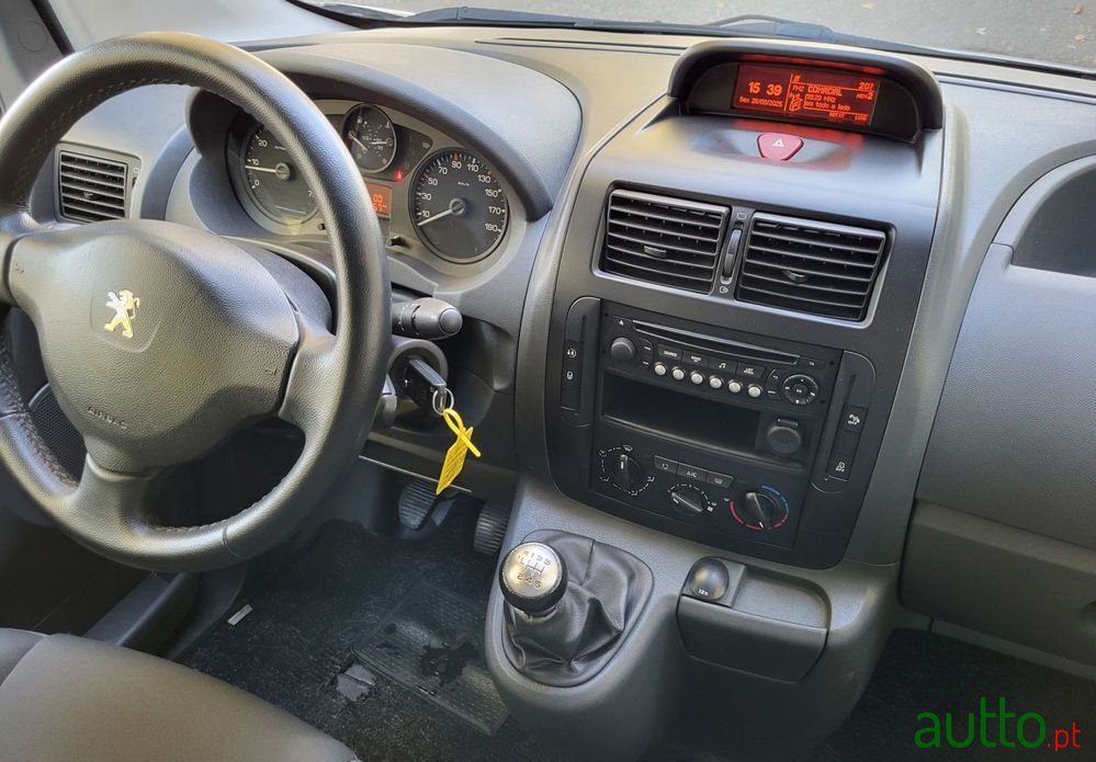 2016' Peugeot Expert photo #4