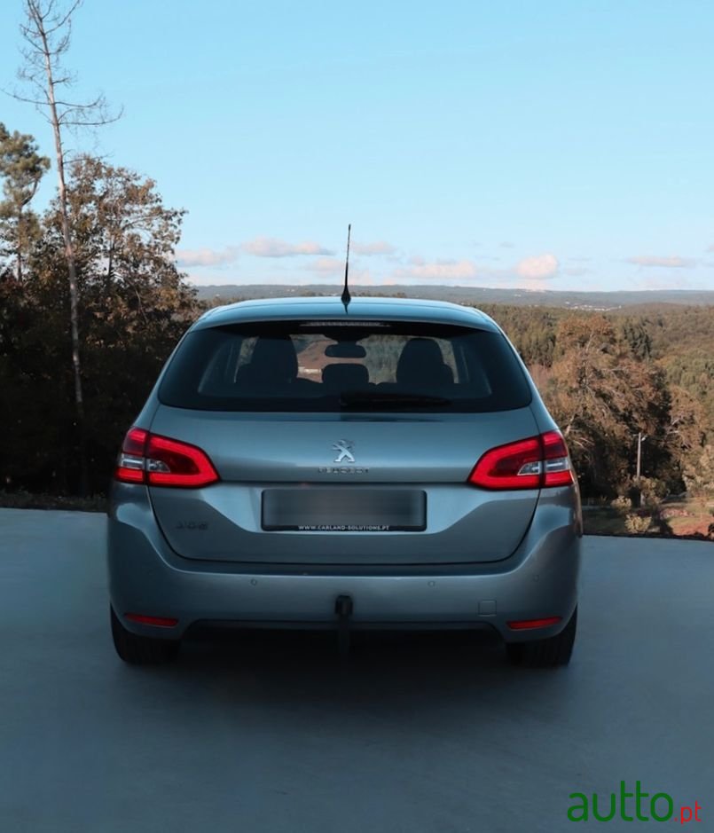 2018' Peugeot 308 Sw photo #3