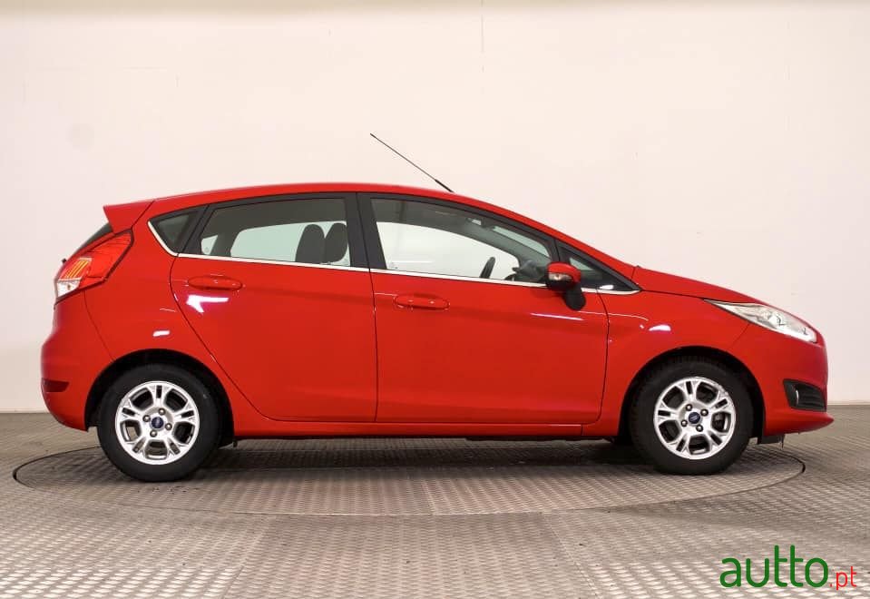 2017' Ford Fiesta photo #6