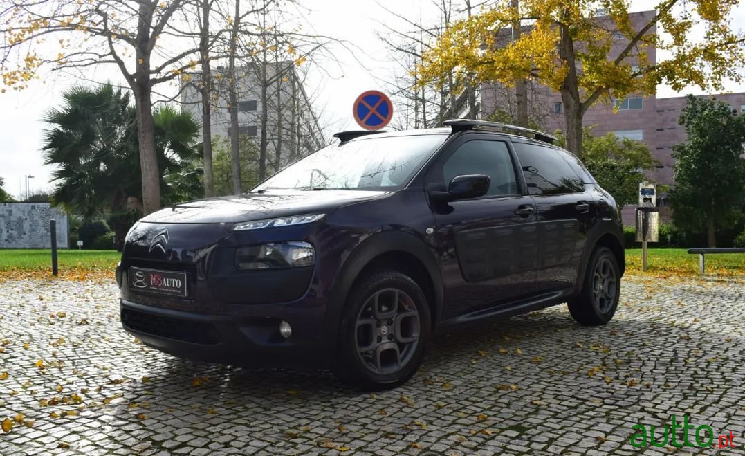 2016' Citroen C4 Cactus photo #1