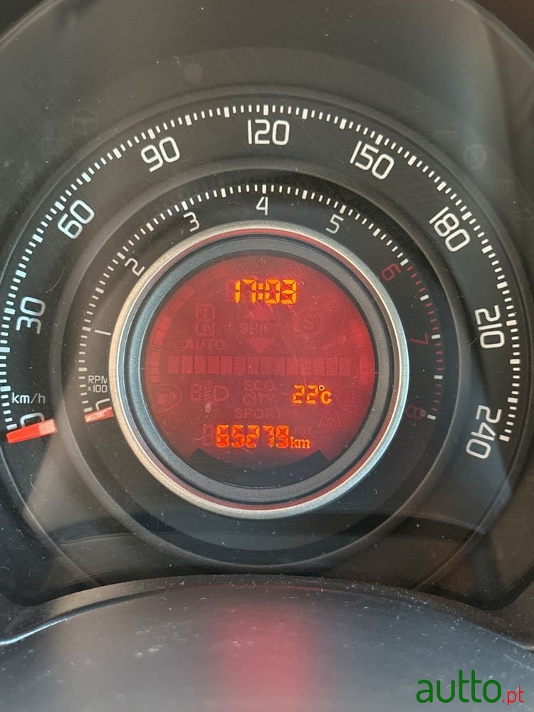 2014' Abarth 595C photo #6