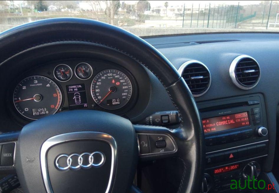 2011' Audi A3 Sportback photo #3