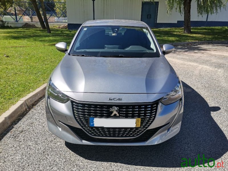 2020' Peugeot 208 photo #3