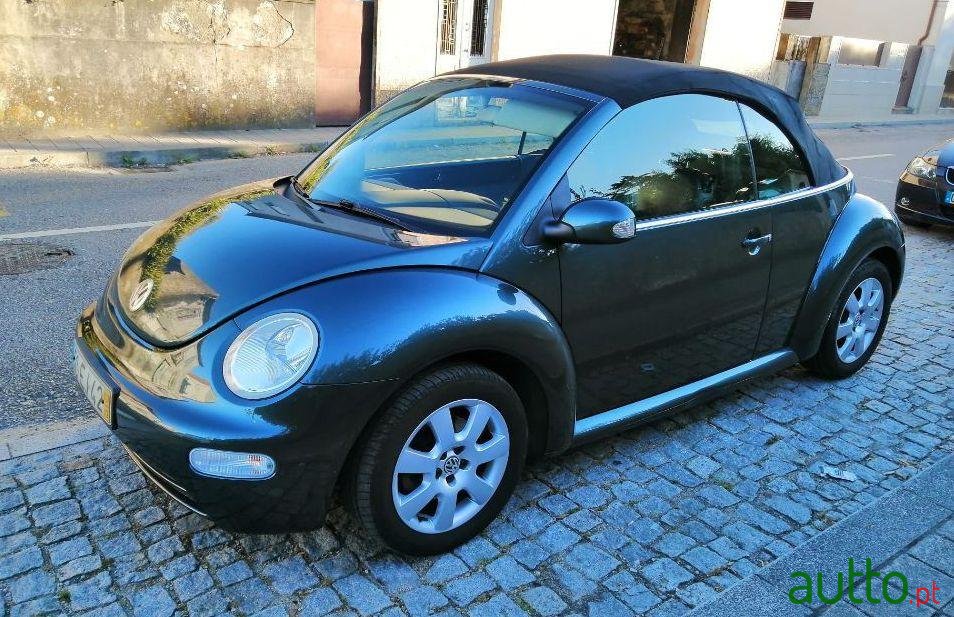 2003' Volkswagen New Beetle 1.6 photo #1
