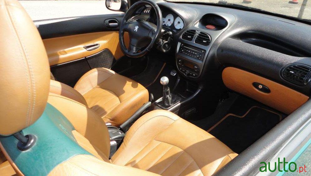 2002' Peugeot 1.6 photo #3