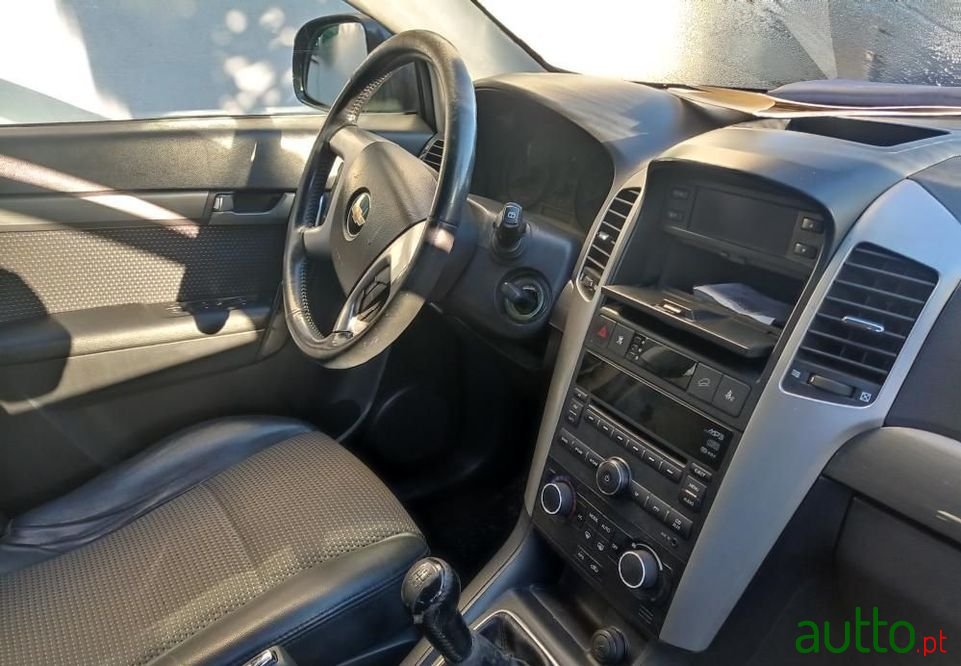 2010' Chevrolet Captiva photo #4