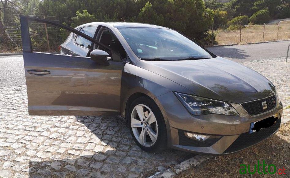 2015' SEAT Leon photo #1