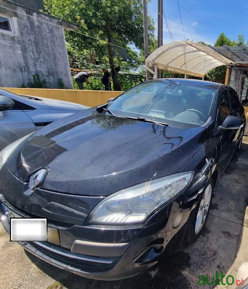 2011' Renault Megane 1.5 Dci Dynamique photo #2