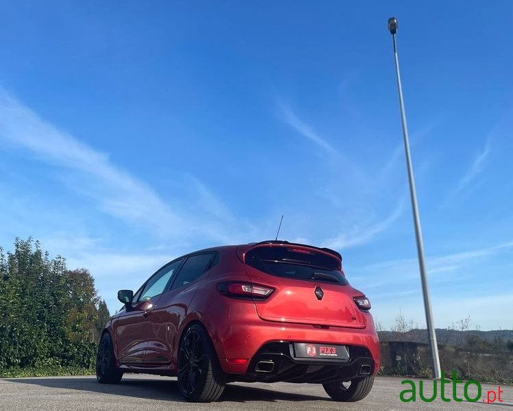 2014' Renault Clio 1.6 T Rs Edc photo #3