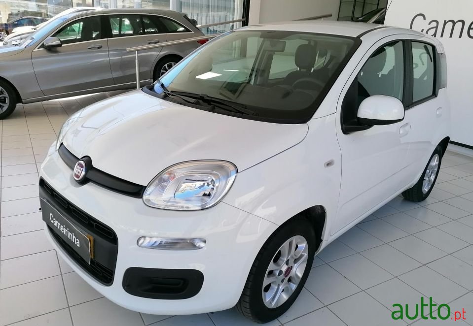 2019' Fiat Panda photo #3