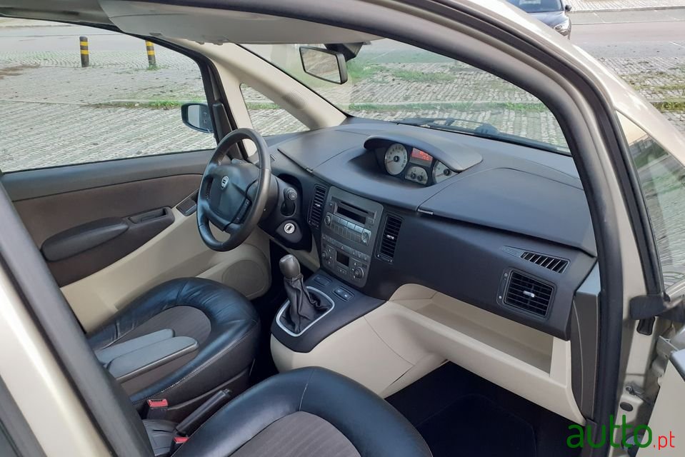 2006' Lancia Musa photo #4