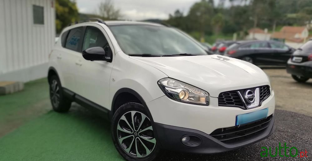 2013' Nissan Qashqai photo #3