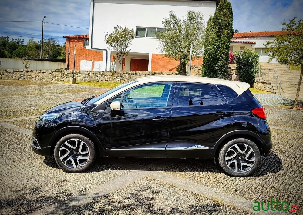 2014' Renault Captur Tce 90 Evolution photo #3