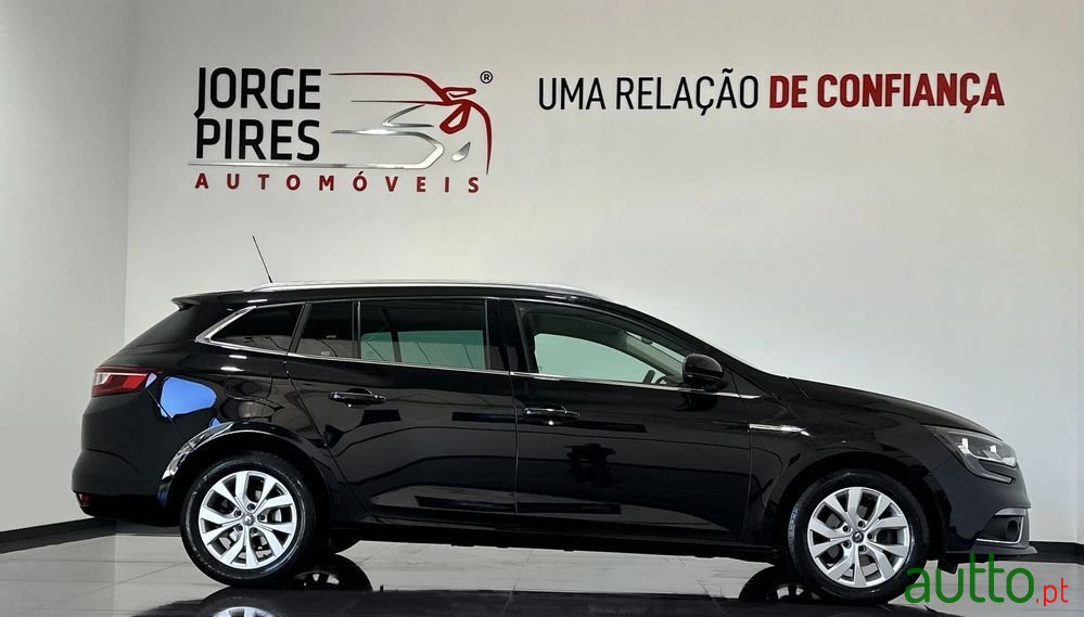 2019' Renault Megane Sport Tourer photo #3