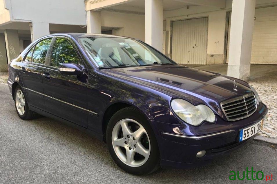 2000' Mercedes-Benz C-220 Avantgarde photo #1