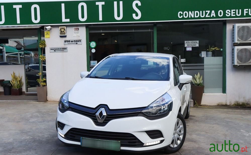 2018' Renault Clio 1.5 Dci Zen photo #1