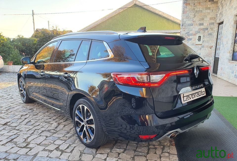 2018' Renault Megane Sport Tourer photo #6
