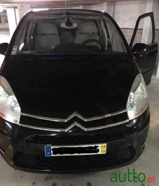 2008' Citroen C4 Picasso photo #3