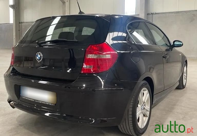 2009' BMW 118 D photo #4