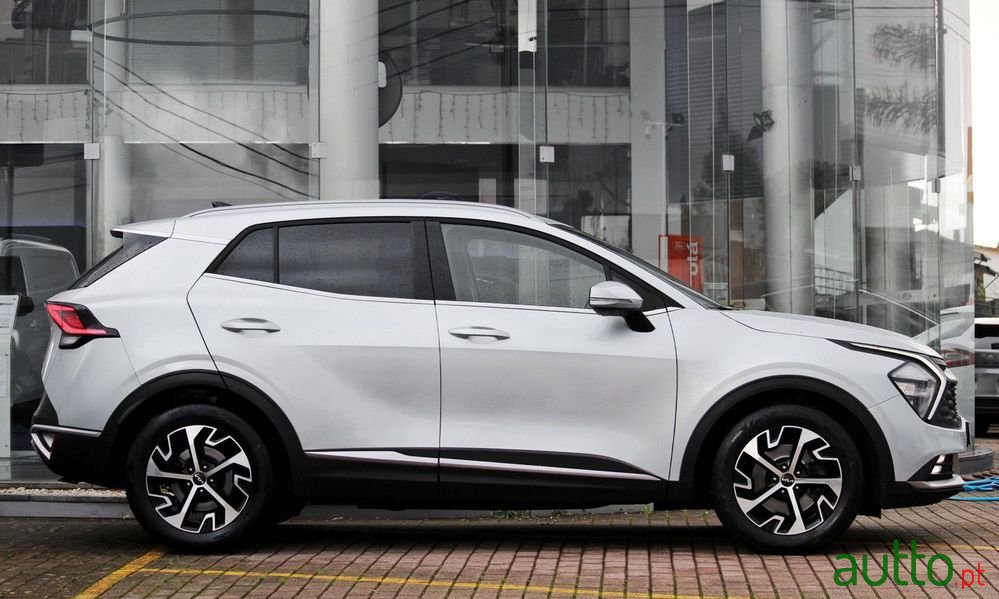 2022' Kia Sportage 1.6 T-Gdi Drive photo #6