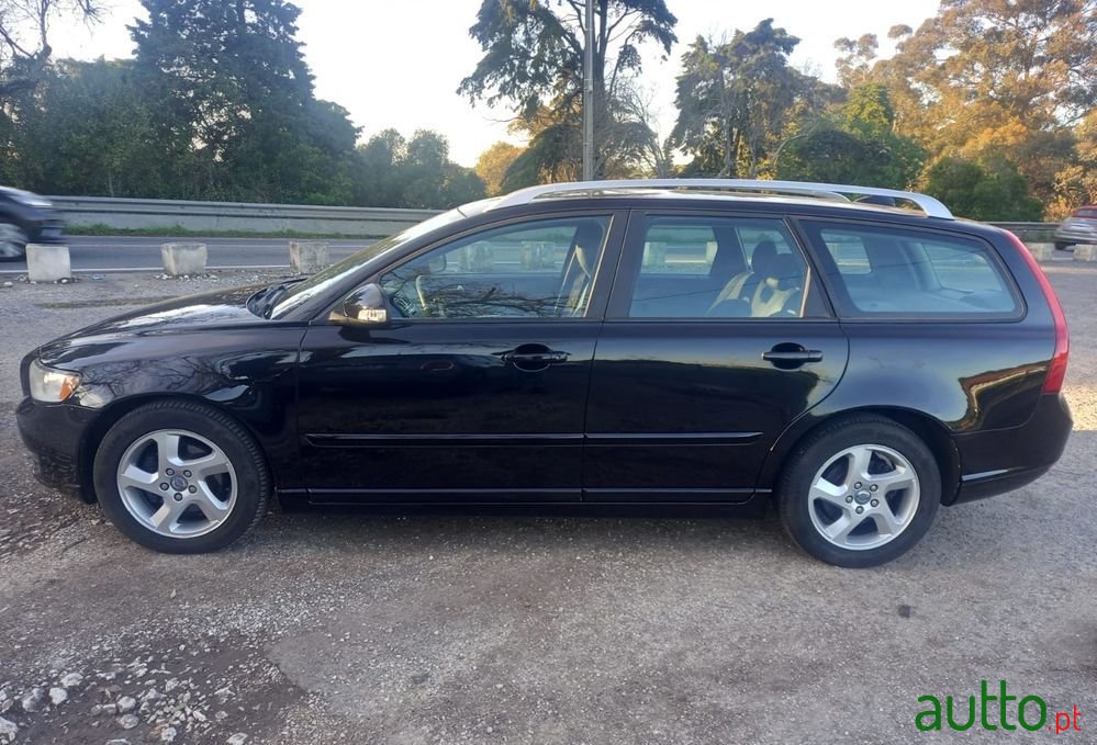 2012' Volvo V50 photo #5