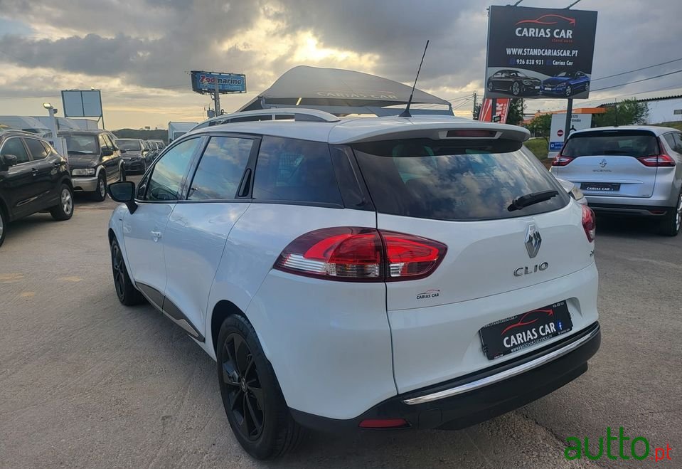 2016' Renault Clio photo #5