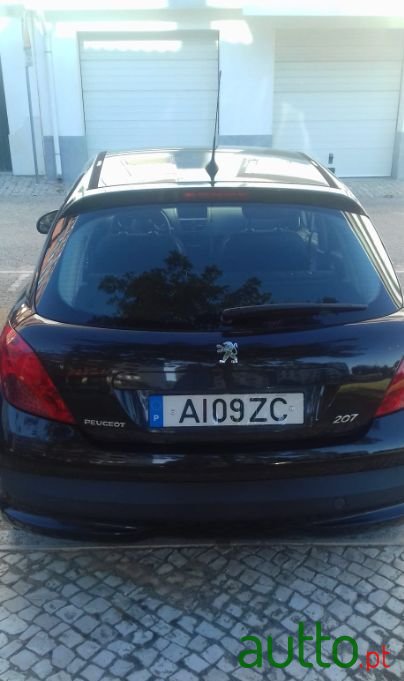 2007' Peugeot 207 photo #2