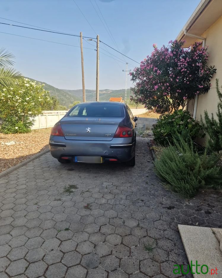 2005' Peugeot 407 2.0 Hdi Executive photo #2