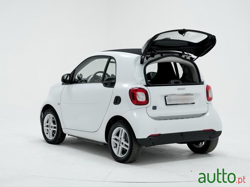 2020' Smart Fortwo photo #5