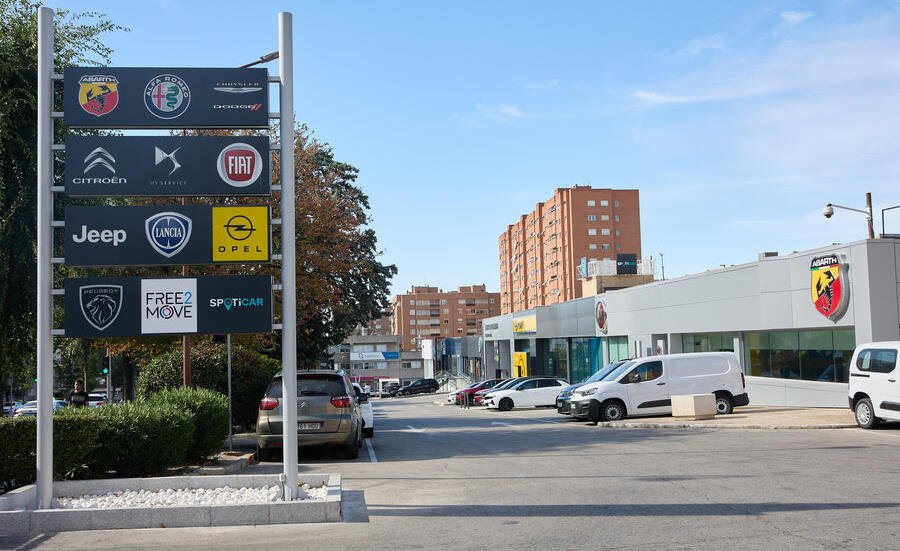 New Stellantis design boss vows "no clones" in effort to separate brands