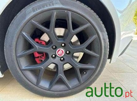 2015' Jaguar F-Type photo #4