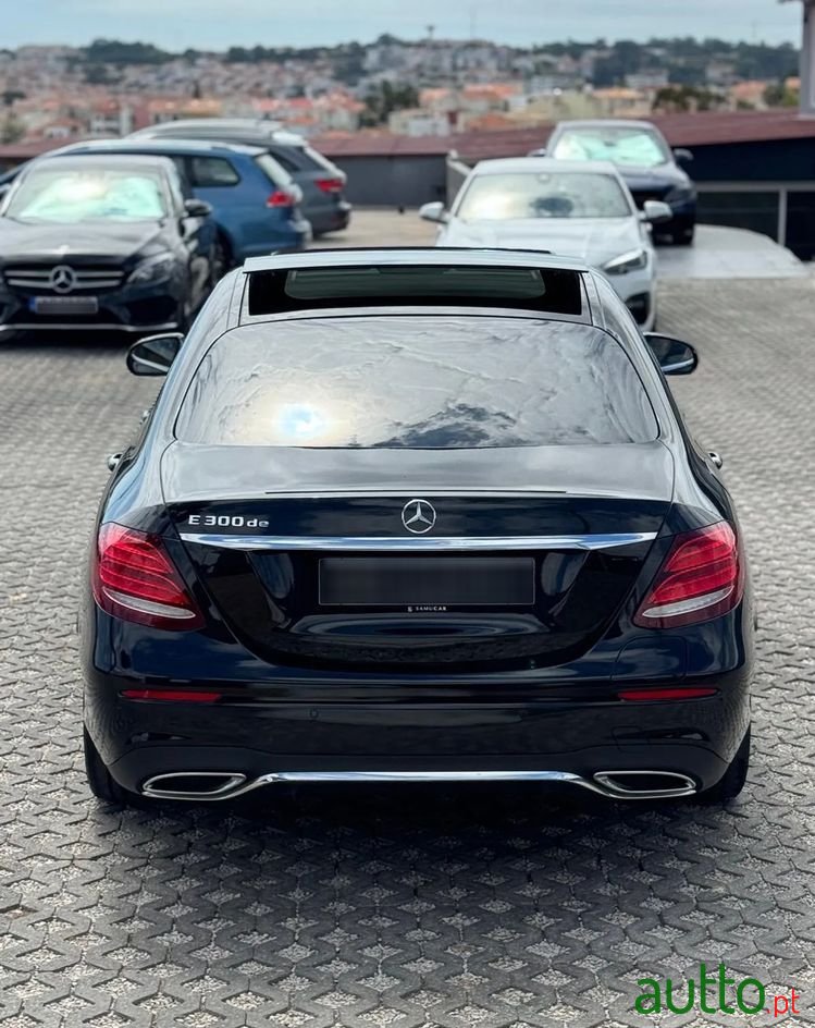 2020' Mercedes-Benz Classe E De Amg Line photo #3