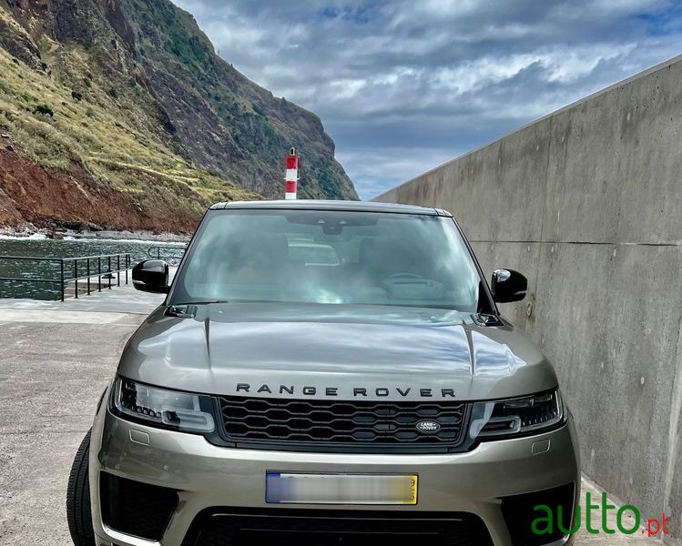 2019' Land Rover Range Rover Sport photo #2