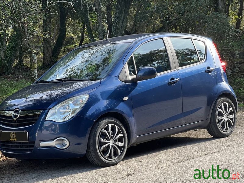 2008' Opel Agila 1.3 Cdti Enjoy photo #3