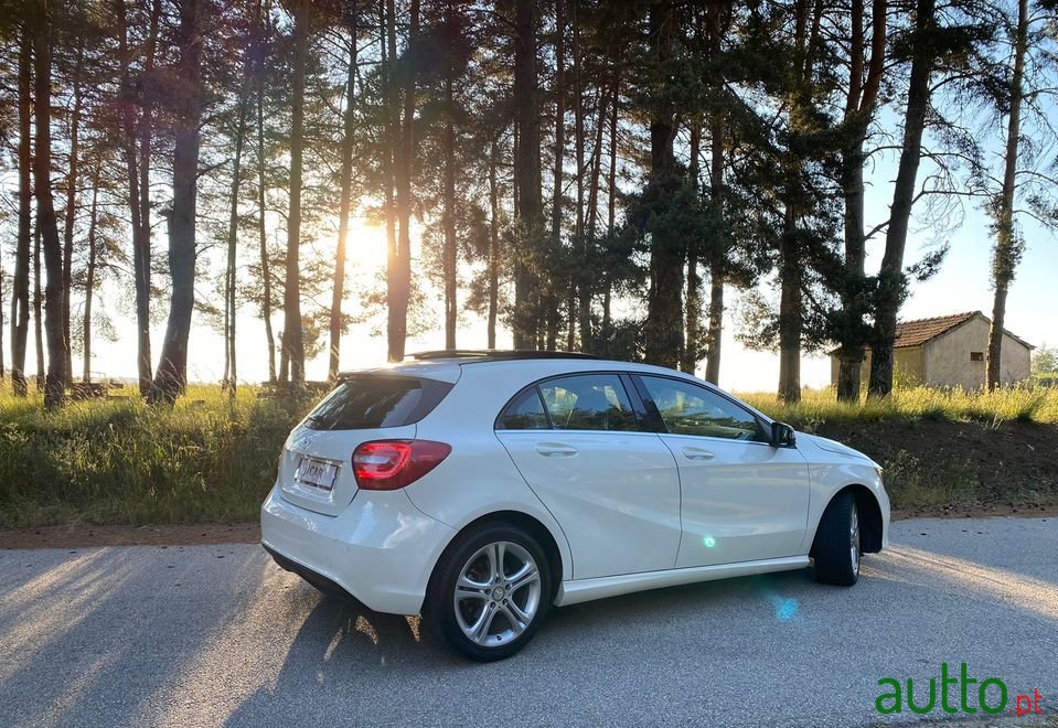 2013' Mercedes-Benz A-180 photo #3