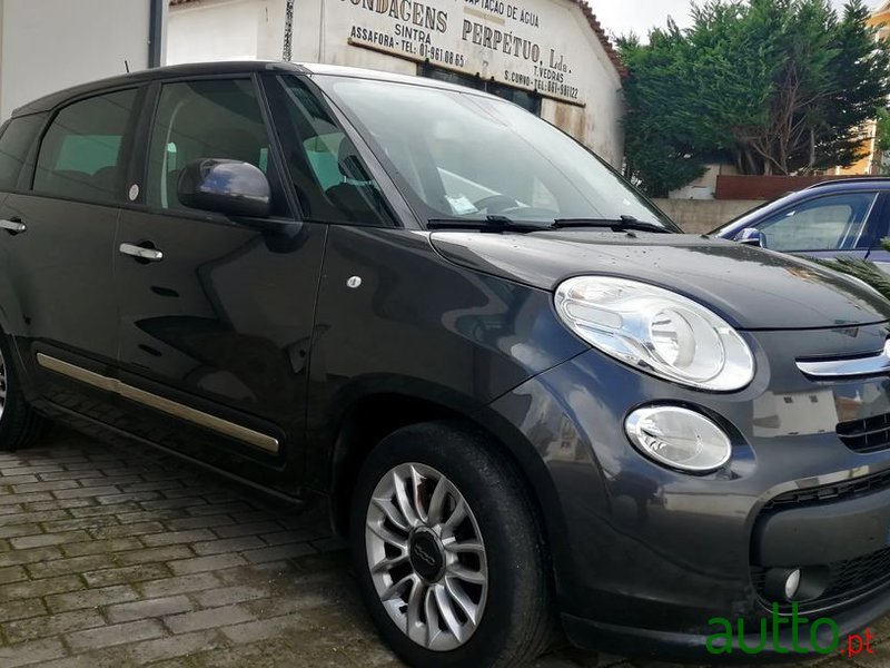 2016' Fiat 500L photo #1