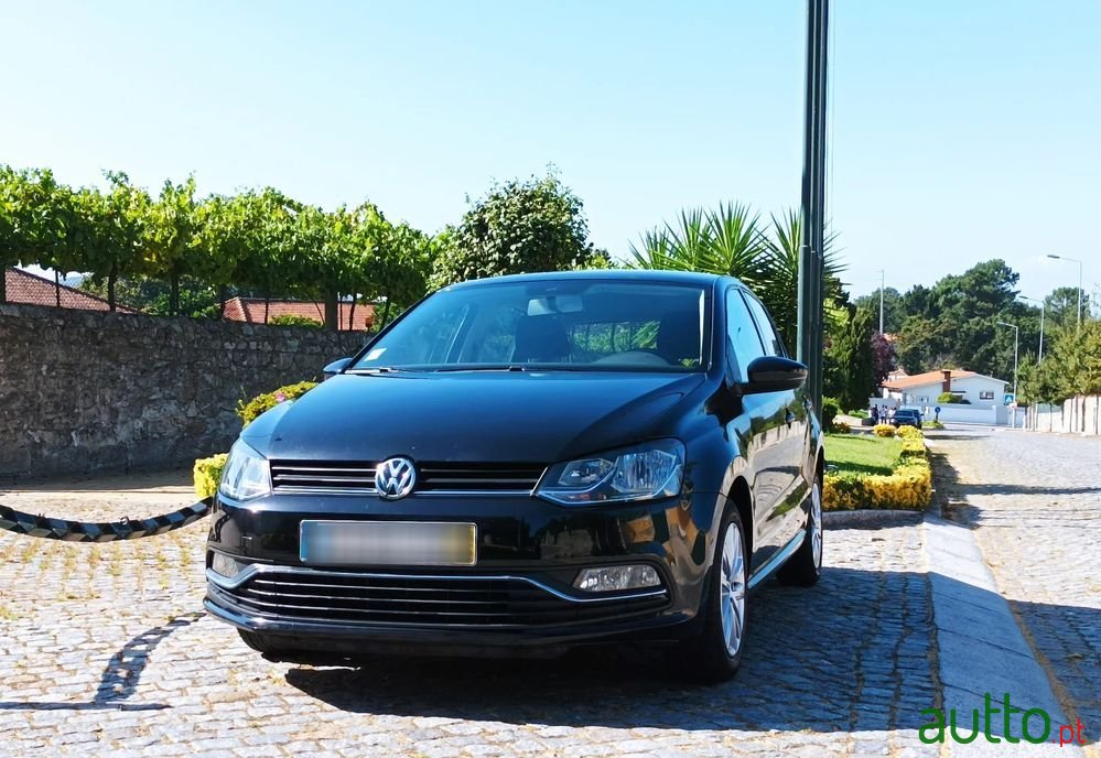 2016' Volkswagen Polo 1.4 Tdi Bluemotion photo #1