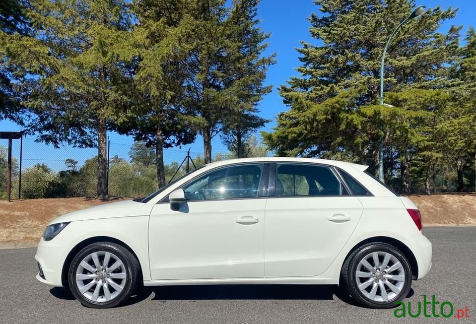 2012' Audi A1 Sportback photo #3