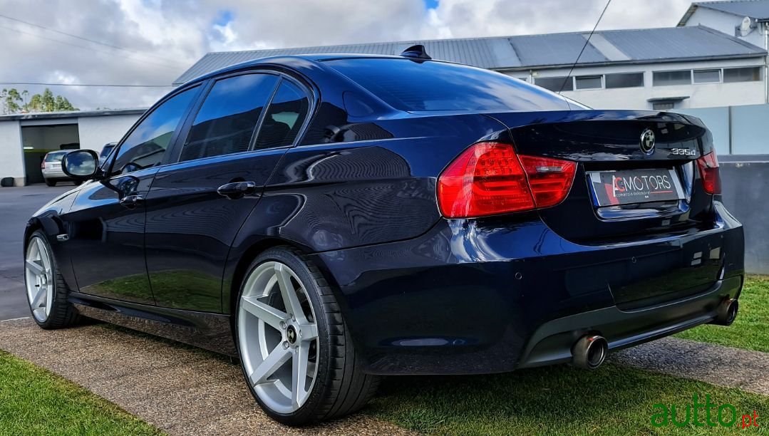 2009' BMW 335 photo #4