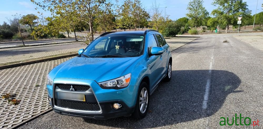 2010' Mitsubishi ASX 1.8 Di-D Intense photo #3