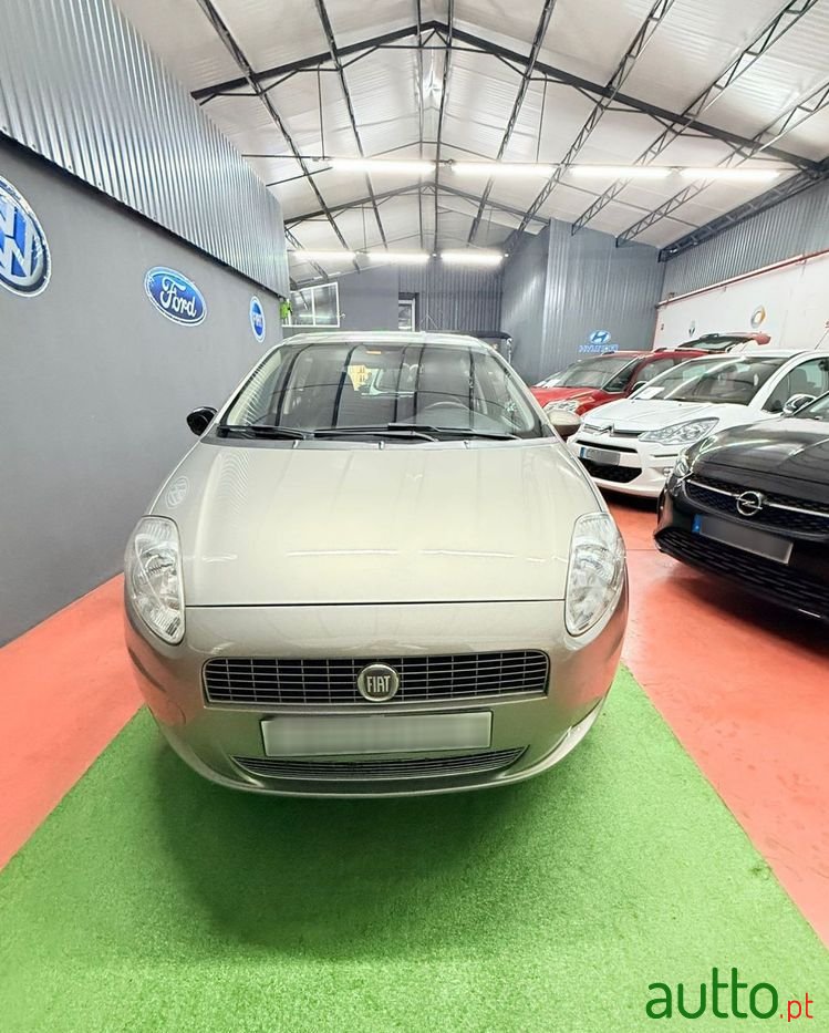 2009' Fiat Punto 1.4 16V Emotion photo #3