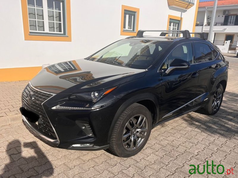 2018' Lexus NX photo #2